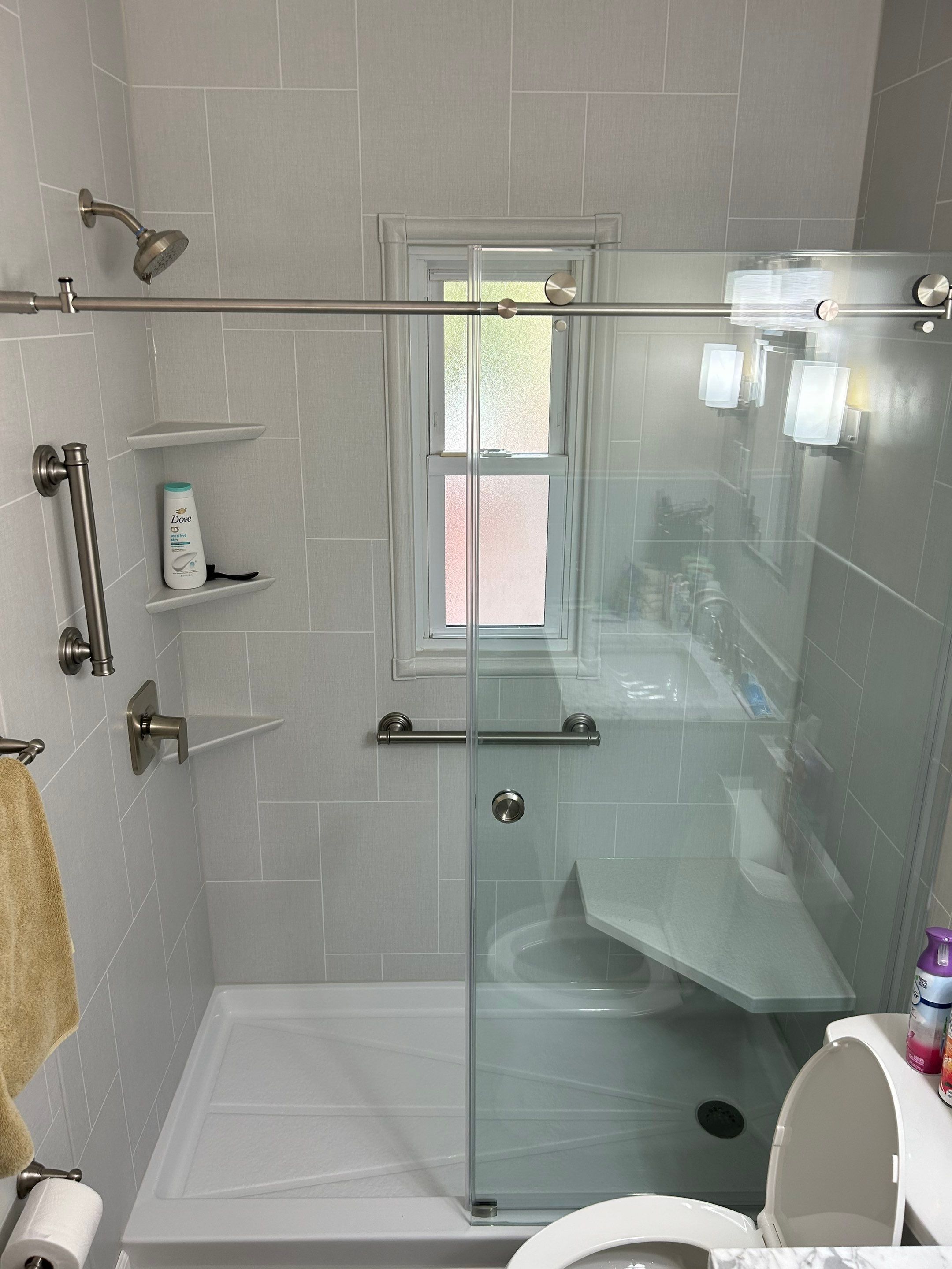 Roeland Bathrooms Plus